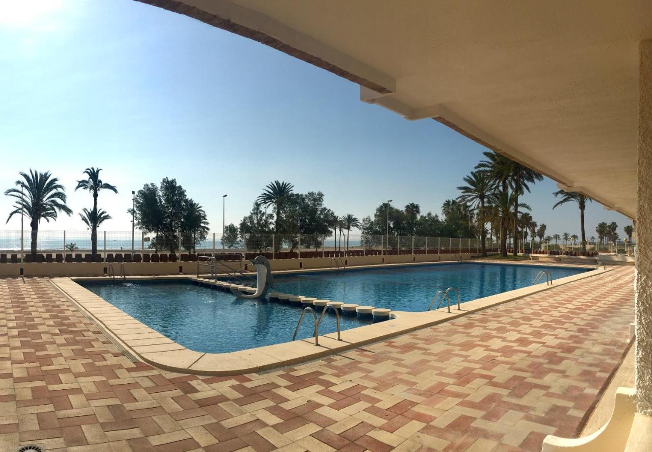 Apartamento En La Playa Arensol 库列拉 外观 照片